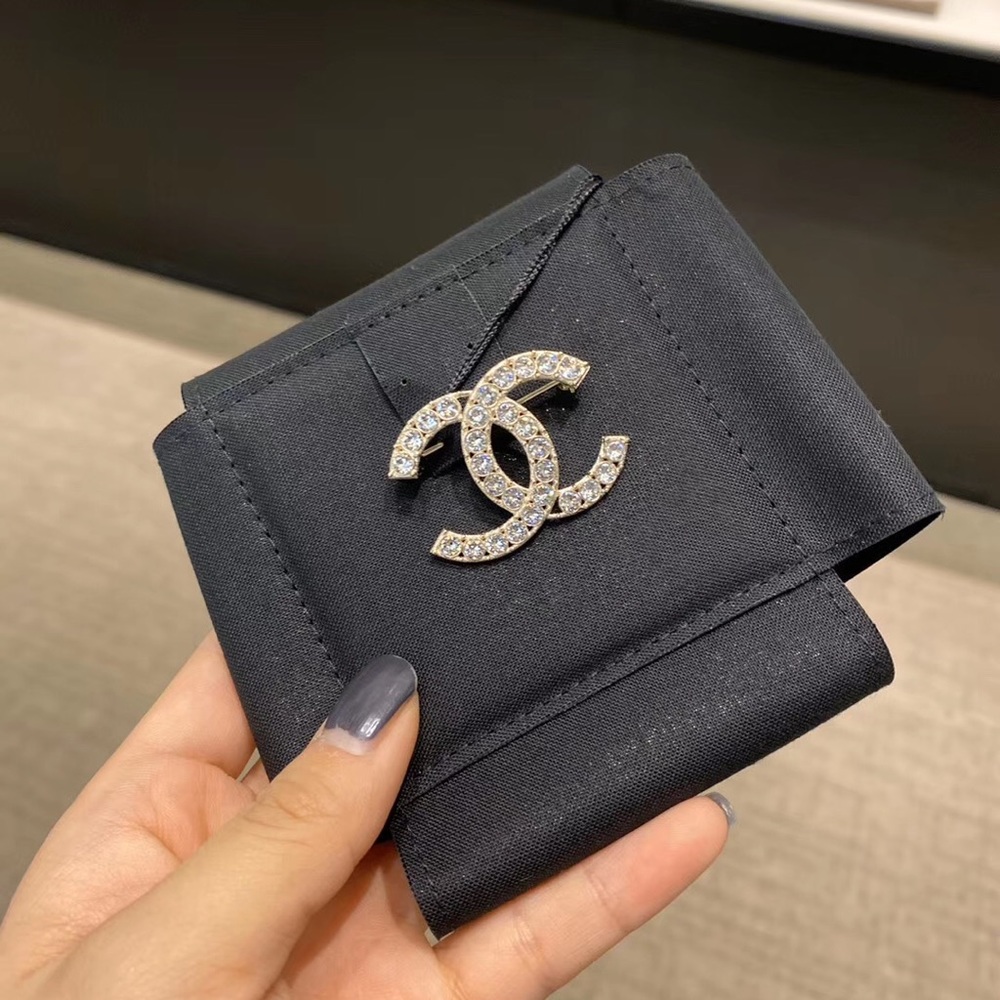 Classic CHANEL Brooch